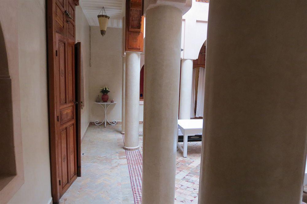 Riad Awinati Location Privatisee ,Piscine Chauffee , Beau Rooftop Marrakesh Exterior photo