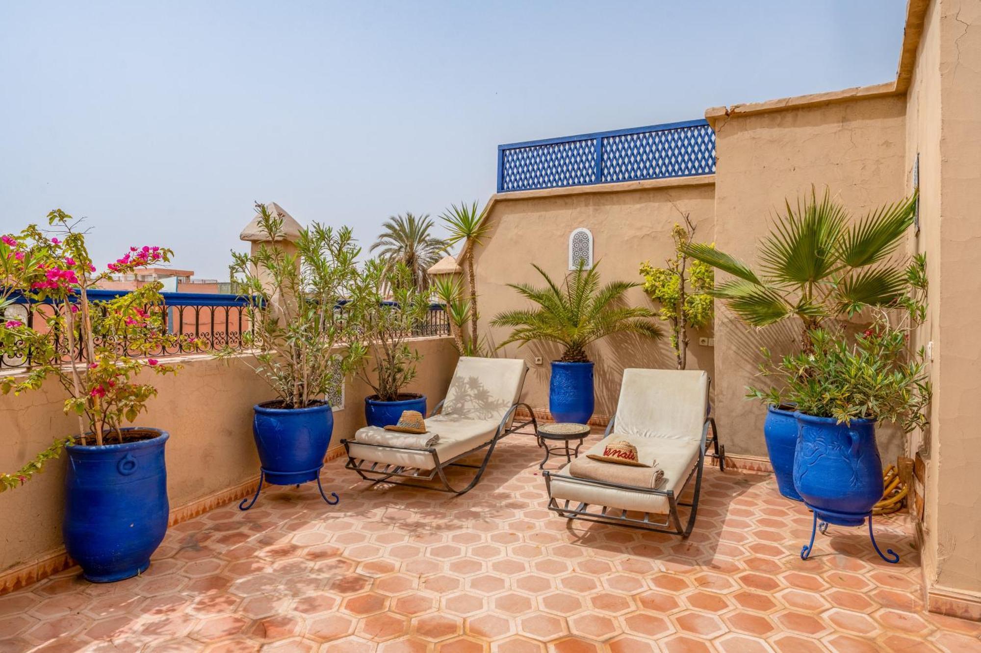 Riad Awinati Location Privatisee ,Piscine Chauffee , Beau Rooftop Marrakesh Exterior photo