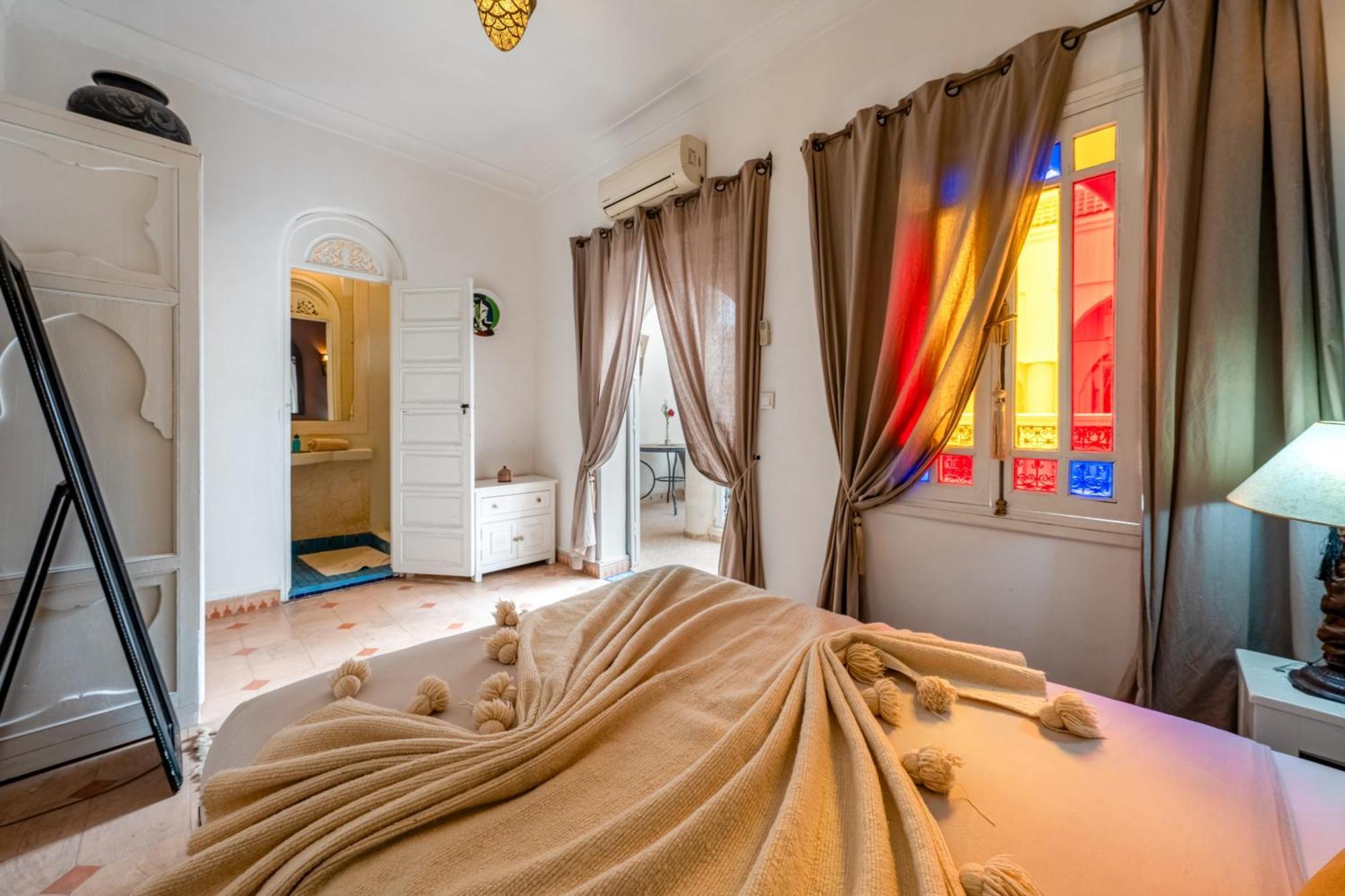Riad Awinati Location Privatisee ,Piscine Chauffee , Beau Rooftop Marrakesh Exterior photo