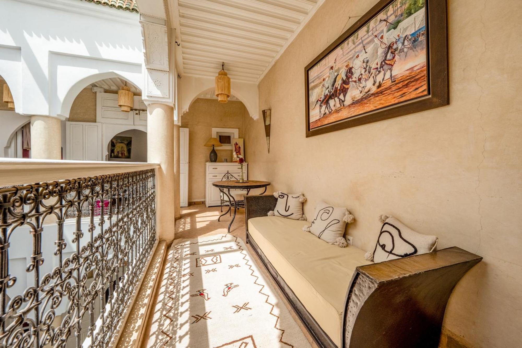 Riad Awinati Location Privatisee ,Piscine Chauffee , Beau Rooftop Marrakesh Exterior photo